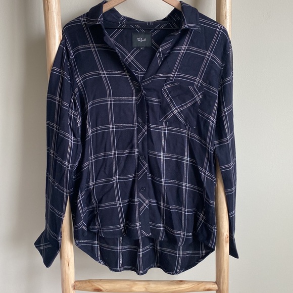 Rails Hunter Plaid Button Down Shirt Sz Medium - Picture 2 of 6